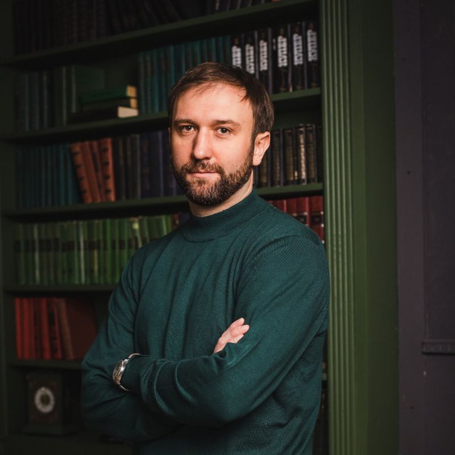 Олег Арапов